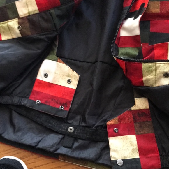 Men’s DC snowboard Jacket - Picture 6 of 10